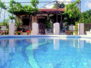 Charming Cottage in Loja with Private Pool Loja